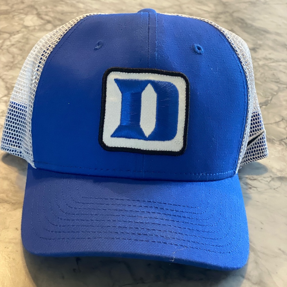 Dukes hat